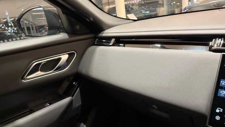 Land Rover Range Rover Velar 2.0 D200 MHEV Dynamic SE 5dr Auto Diesel Estate